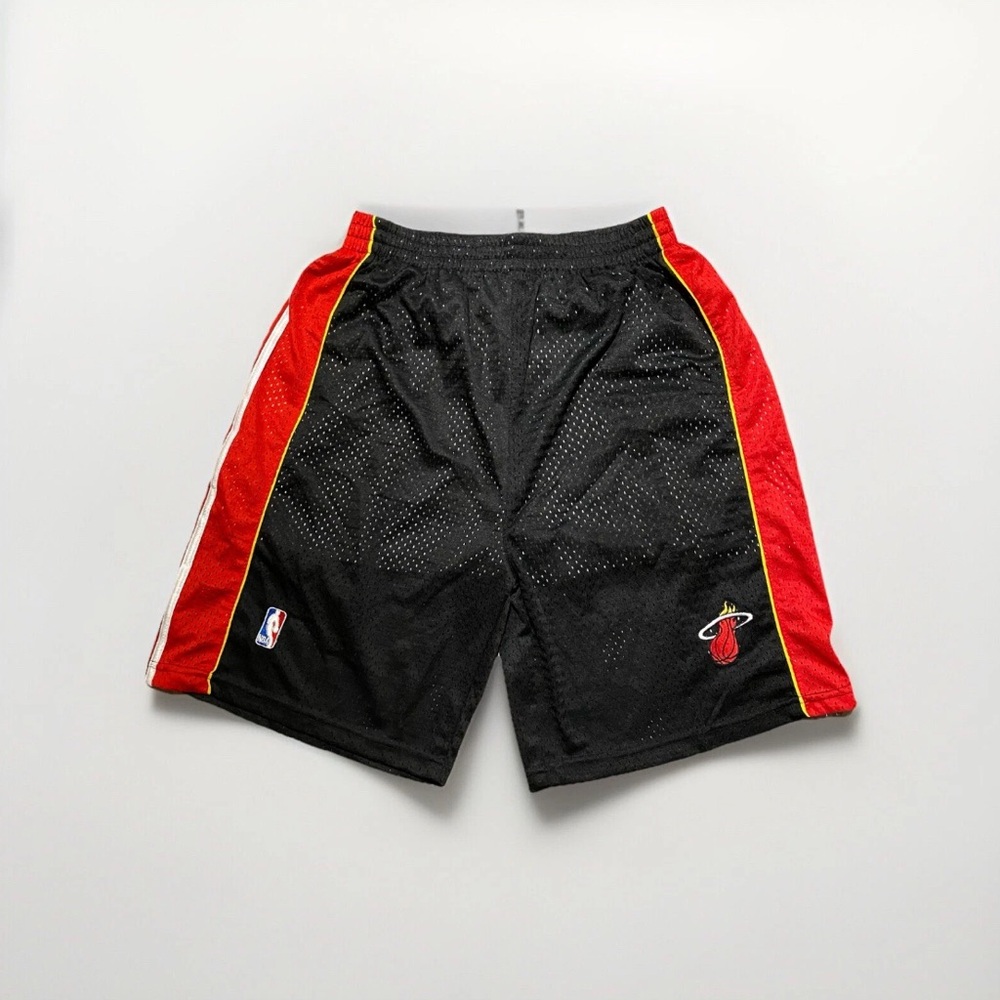 Vintage Men’s Black Red Orange Stripped Basketball Shorts Laced Size M
